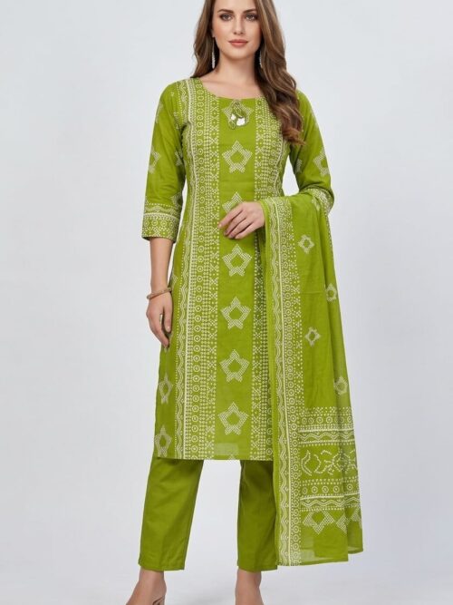 Star Print Dress Set – Trendy & Comfortable 
